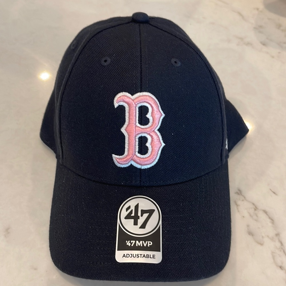 Boston Red Sox Navy & Pink '47 MVP Adjustable Cap